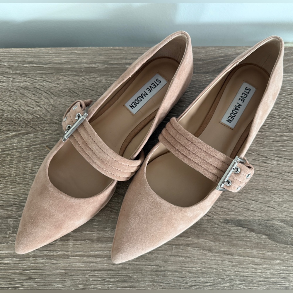 Steve Madden Women's Blush Flats with Adjustable Buckle Detail